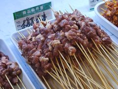 -哈尔滨小酒馆·鲜肉现穿自助烧烤(康新花园店)