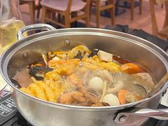 -松哥油焖大虾.小龙虾.黑鸭煲(海岸城店)