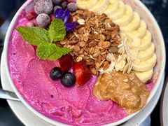 Oaty&nbsp;and&nbsp;Honey&nbsp;Bowl-Fern Forest Cafe