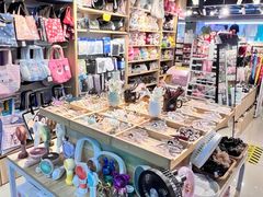 -第5大道精品休闲购物广场