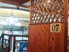 大堂-老东镇啤酒屋海鲜加工·蒸汽海鲜·海鲜烧烤(台东店)