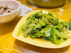 -覃记海鲜美食餐厅