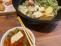 -万记麻辣烫国展总店