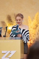 -变画·发型STUDIO