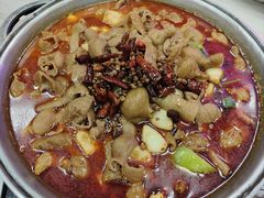 -彭记铁锅肥肠(东四总店)