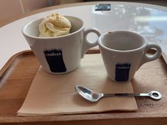 -LAVAZZA拉瓦萨咖啡(仁恒梦中心店)