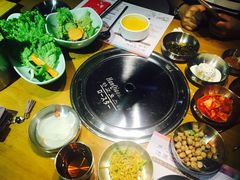-老炉家木炭烤肉(长江国际店)