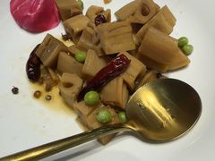 -鹊华居·地道鲁菜·海鲜·融合味(大明湖店)