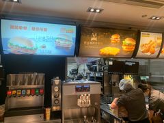 -麦当劳(卫星广场店)