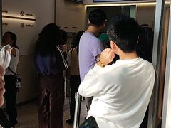-喜茶(滨江宏岸店)