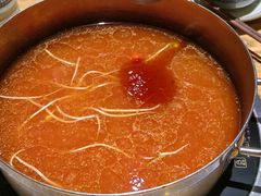 -野山舂·贵州现舂酸汤牛肉(东山店)