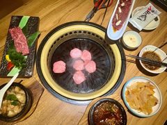 -炼火烤肉店