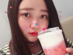 -奈雪的茶(湖滨银泰in77C区PRO店)