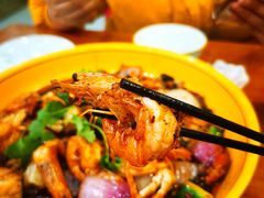 -休记光头香辣蟹干锅(绵竹店)