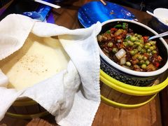 黑三剁配薄饼-雀舞云南菜(乐客城店)