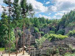 -梭布垭石林景区