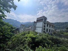 -四川汶川特大地震漩口中学遗址
