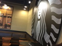 大堂-星巴克(北京首都国际机场7店)