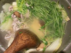 黑猪灼泉水时蔬-吃饭皇帝大土家民族菜(正大广场店)