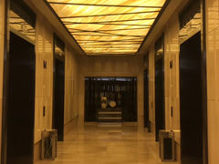 -天津梅江中心皇冠假日酒店