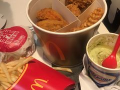 -麦当劳(世界城广场店)