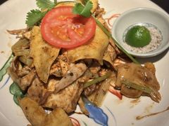 -大头虾越式风味餐厅(光明广场店)