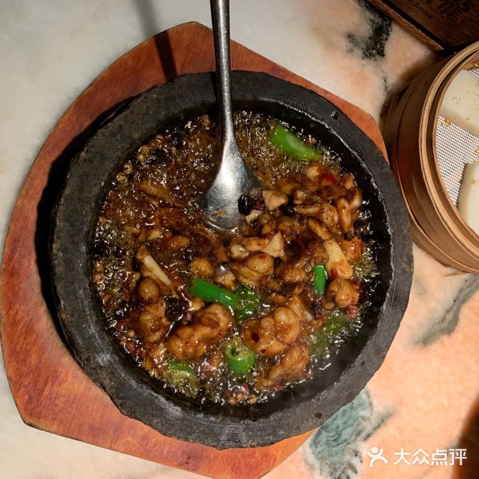 桂满陇-西湖船宴(西单大悦城店)石锅杭椒牛蛙图片
