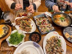 -老东镇啤酒屋海鲜加工·蒸汽海鲜·海鲜烧烤(台东店)