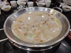 -老来福·非遗酸汤兔(凯旋路店)