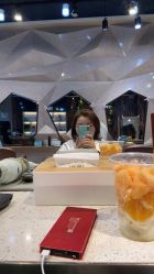 -PE SALON