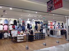 -优衣库(上海虹口龙之梦店)