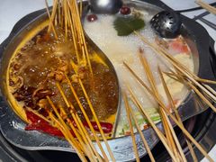 -佰人王串串香火锅(洋珠巷店)