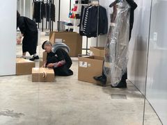 -川久保玲(大阪店)