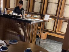 -丽思卡尔顿·炙焰·铁板烧餐厅