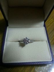 -威德钻石-克拉钻大本营(南京东路店)