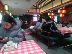 -辣小鲜·南昌大排档(船山路店)