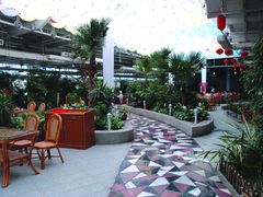 -红栌温泉山庄生态美食餐厅