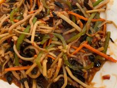 -溢心园香河肉饼总店