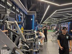 -懒人Club健身(卓越时代广场店)