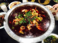 -刘胖娃鱼庄·特色鱼火锅(白鹤路店)