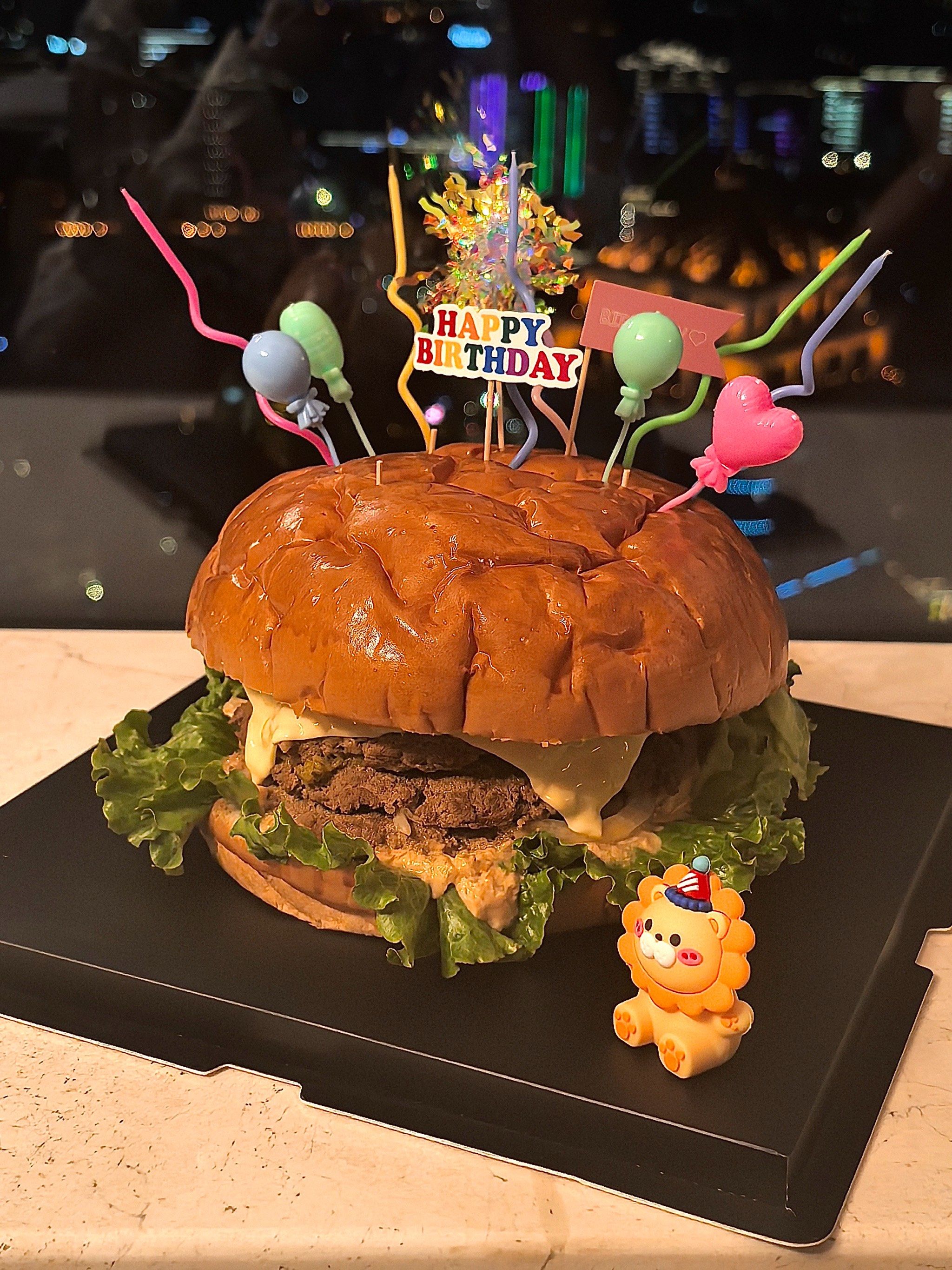 答应我‼️生日都去做这个超大汉堡🍔
