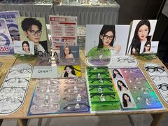 -零度眼镜·宝视友·蔡司依视路(吾悦花街店)