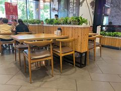 -裕记烧腊连锁餐饮(国商分店)