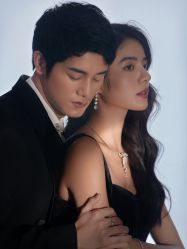 -至臻微拉婚纱摄影