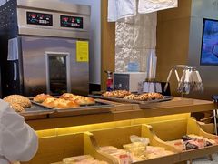 自助取餐区-西村叔叔的店·面包·甜品·蛋糕(崂山丽达店)