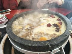 砂锅野菌鸡-波密野生菌王酒家