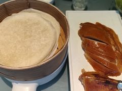 “酥不腻”烤鸭-小大董·烤鸭(观景餐厅·南京西路店)
