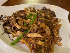 -小厨子私房菜·云南美食店