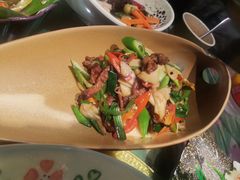 -蘑菇私房菜小馆(杨家坪西城天街店)