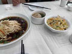 蟹粉狮子头-怡园饭店-餐厅(四望亭店)